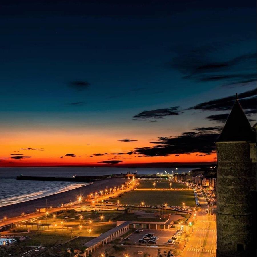 L Effet Mer 70M2 Avec 2 Chambres Doubles Avec Parking 1 Voiture Gratuit, Netflix Disney Plus Disponible Lits Faits A L Arrive Serviettes De Toilettes Fournies Dieppe Exterior foto